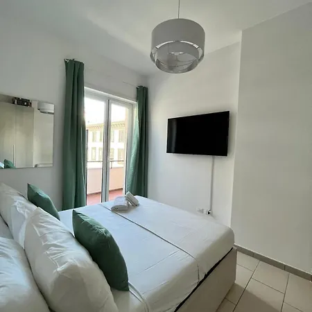 Tender By Covo Degli Angioini * Nápoles